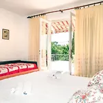 Manestar-2 By Interhome