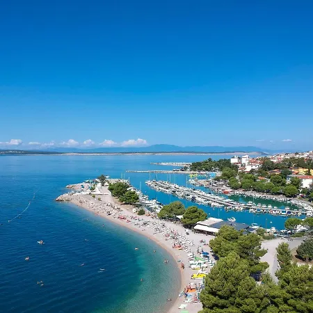 Manestar-2 By Interhome